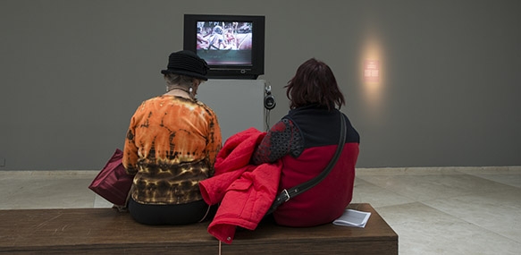 Una mirada histórica sobre la Colección Videobrasil&nbsp;
photo:&nbsp;Jorge Miño, courtesy of MALBA, Museo de Arte Latinoamericano de Buenos Aires


